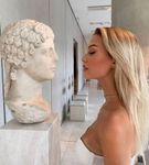 Profile (fiarchii)