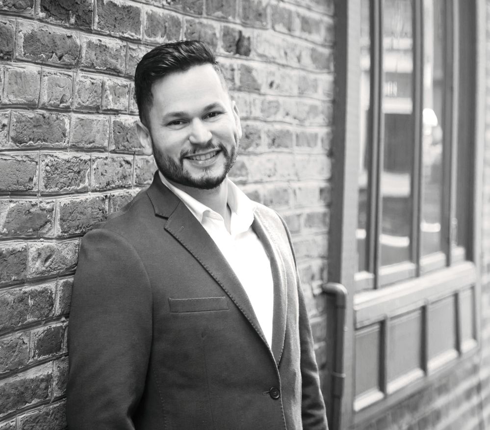Cristian Rosa Headshot.jpg
