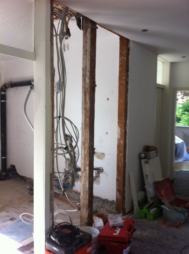 Demolition of partitions