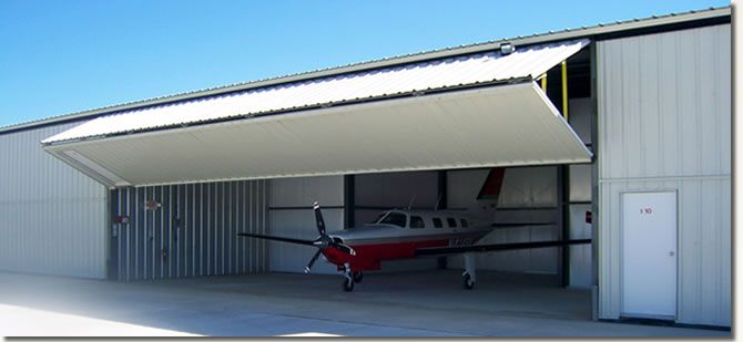 bifold-hangar-door.jpg