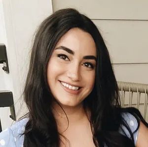 Sarah Davis.jpg