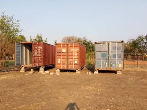 containers 3 x 20.jpg